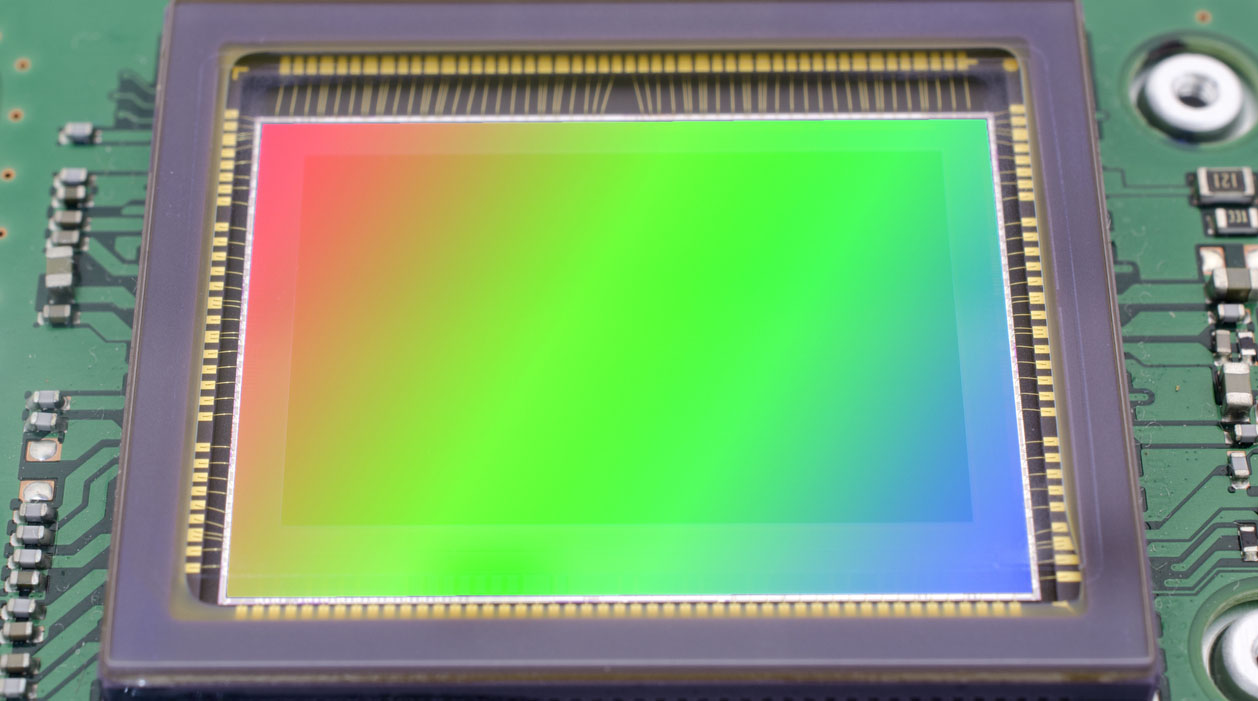 HighPerformance CMOS Sensors Enhance Frame Grabbers for MV Phase 1